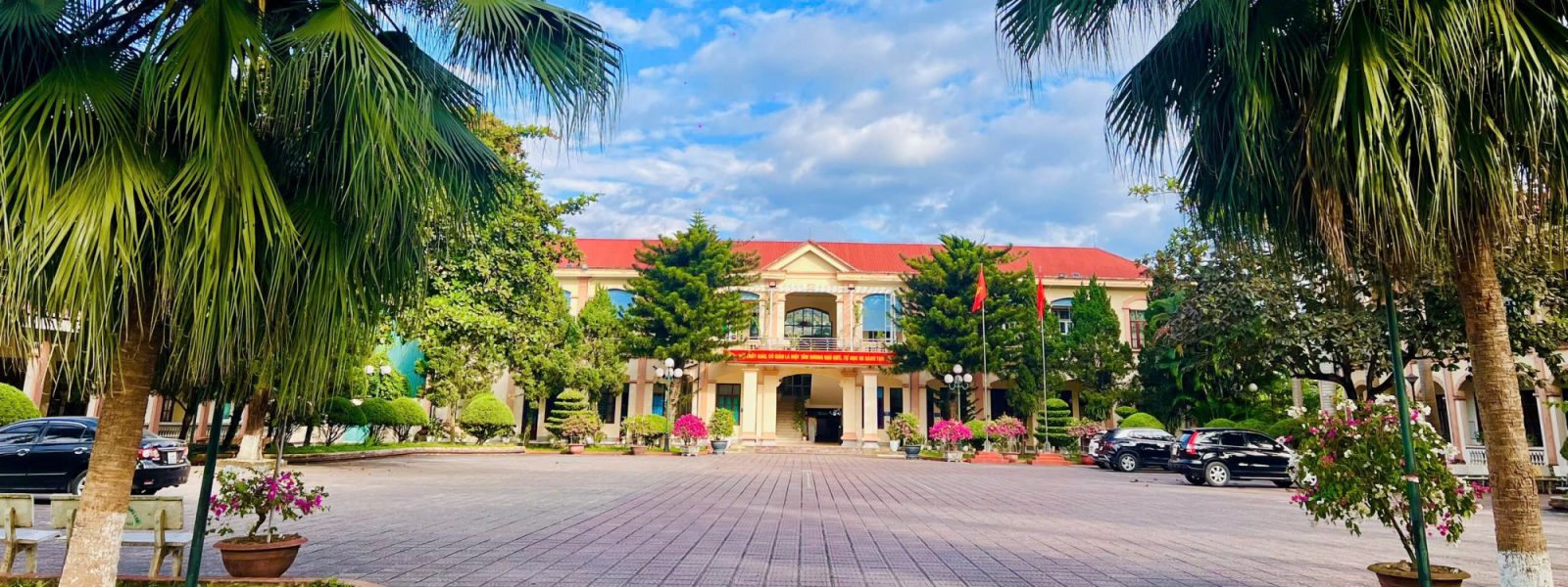Toàn cảnh Trụ sở chính - Tổ dân phố Nậm Rốm, phường Điện Biên Phủ