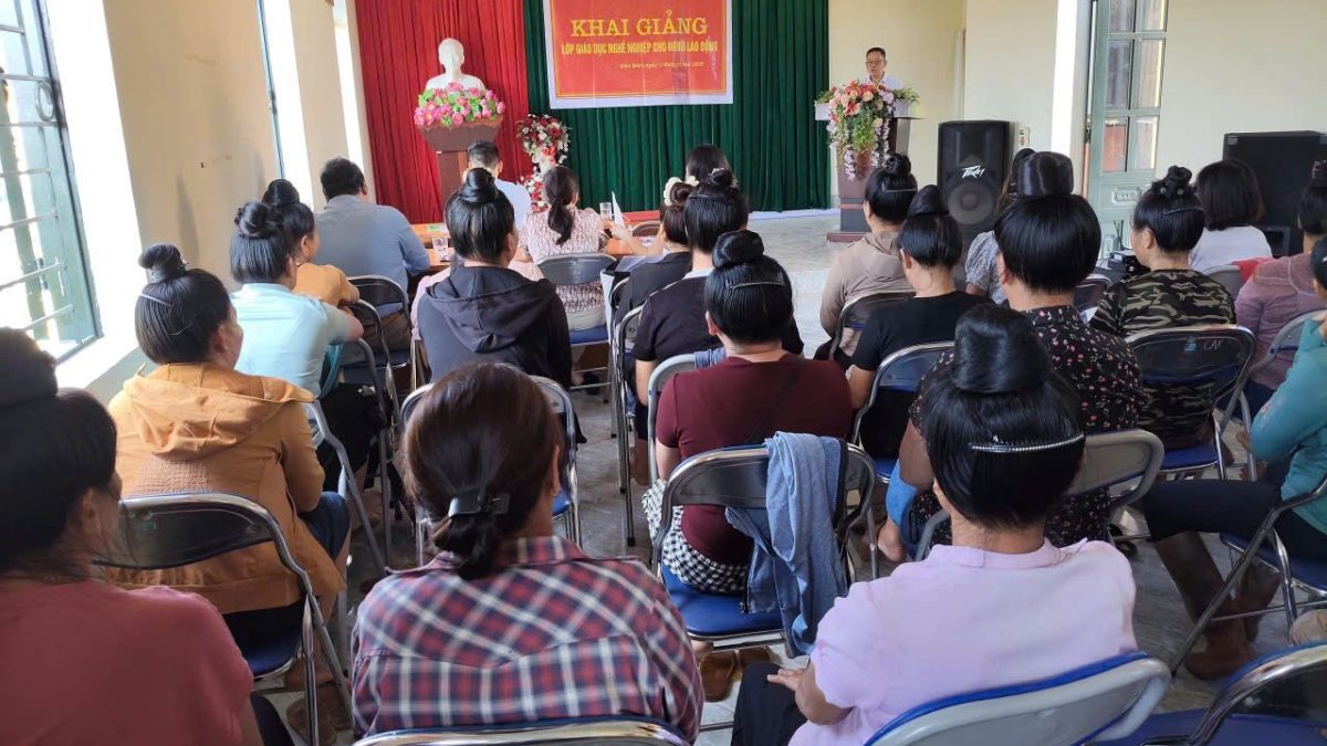 Khai giảng lớp đào tạo nghề tại xã Thanh An