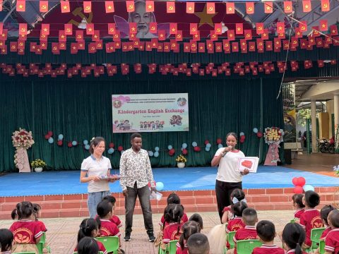 Tiếng Anh cho trẻ mầm non Tuần Giáo (04/2026) (2)