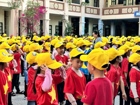 Tiếng Anh - hoạt động đầu giờ tại các trường (2025)