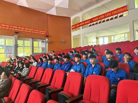 Hiến máu tình nguyện