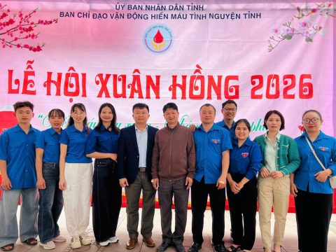 Hiến máu tình nguyện (5)