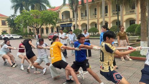 Lưu học sinh Lào - hoạt động thể thao (9)