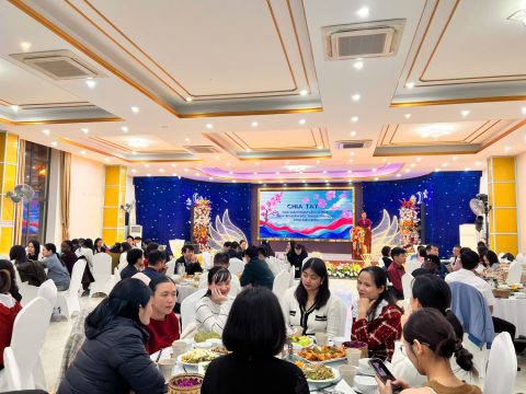 Tất niên và chia tay (5)